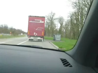Сімейна групова група в 3д еротика якій кожен скінчив у кицьку своїй напарниці.