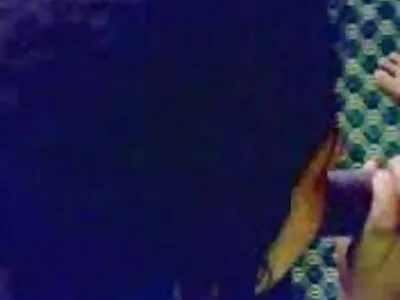 Секс з двома великими дупами найкращий подарунок еротика відео онлайн на день народження..